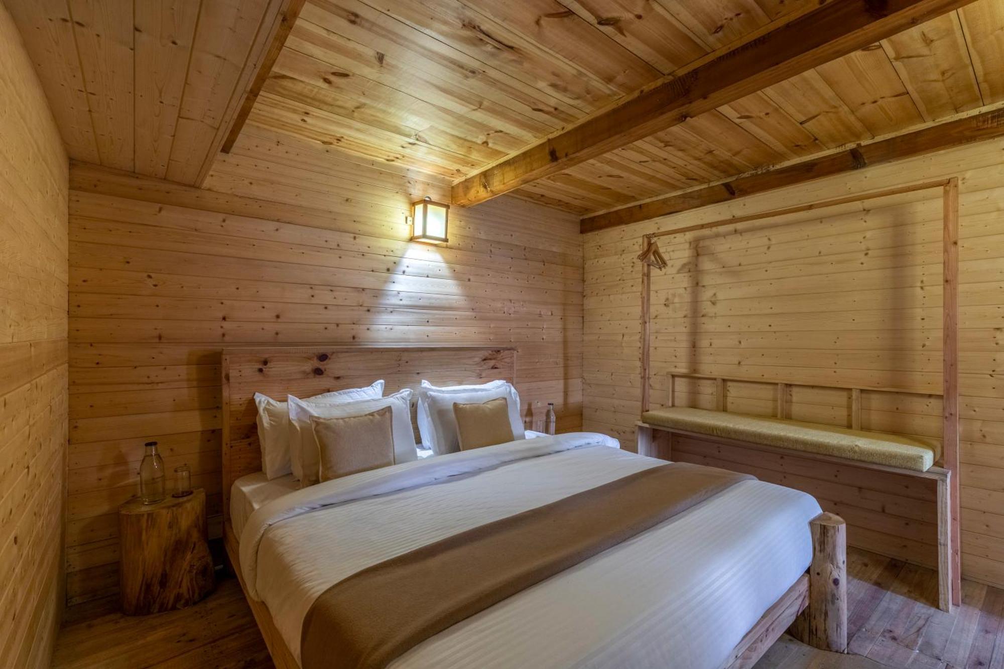 Elivaas 1 Bhk Premium Cottage With Sauna - Everly Shimla Dış mekan fotoğraf