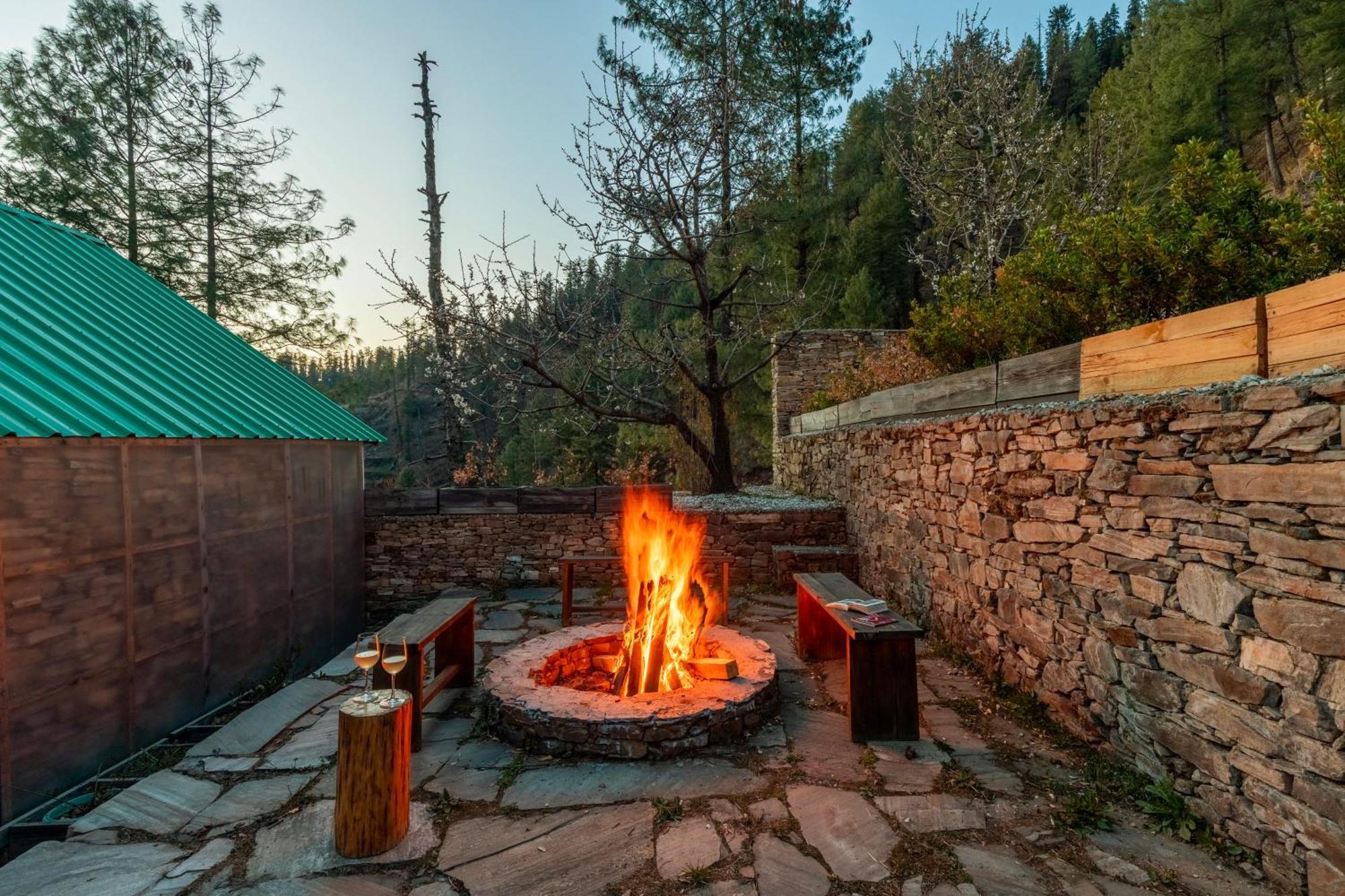 Elivaas 1 Bhk Premium Cottage With Sauna - Everly Shimla Dış mekan fotoğraf